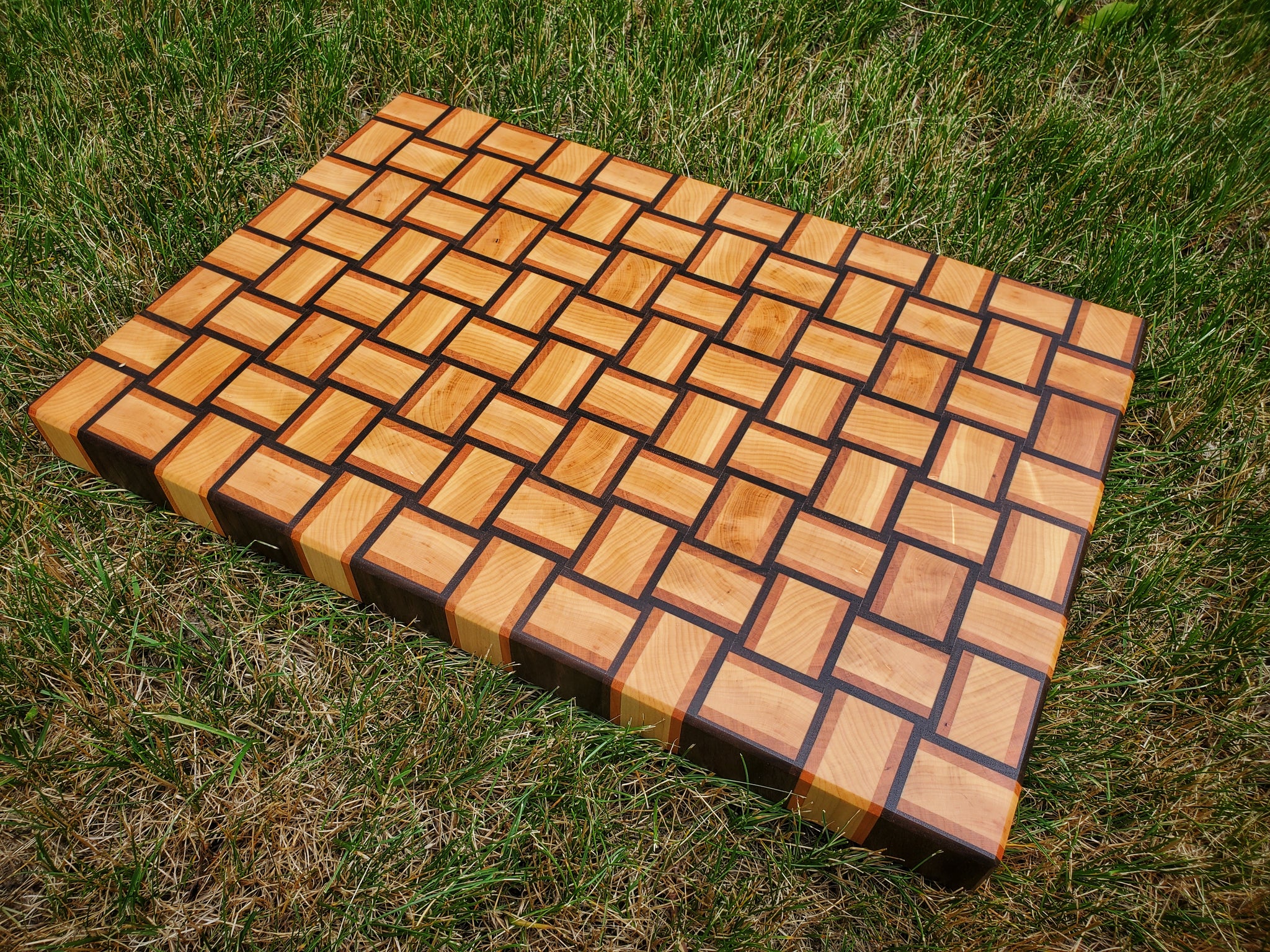 Basket-Weave Cutting Board Woodworking Plan