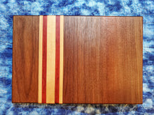 Load image into Gallery viewer, Highlighted Walnut Cutting Board 2
