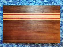 Load image into Gallery viewer, Highlighted Walnut Cutting Board 2
